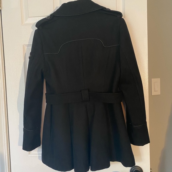 Black coat - Picture 4 of 4